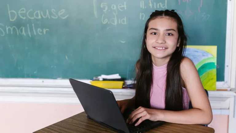AI Writing Tools for Students: What to Check